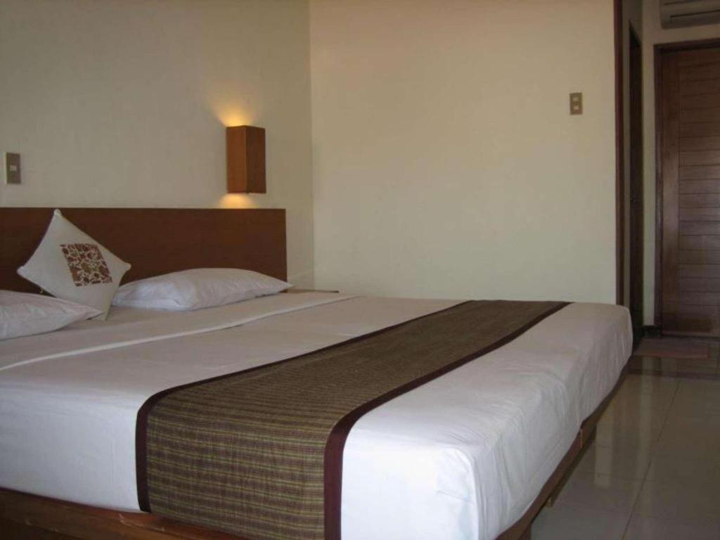 Nyiur Resort Hotel Pangandaran Esterno foto