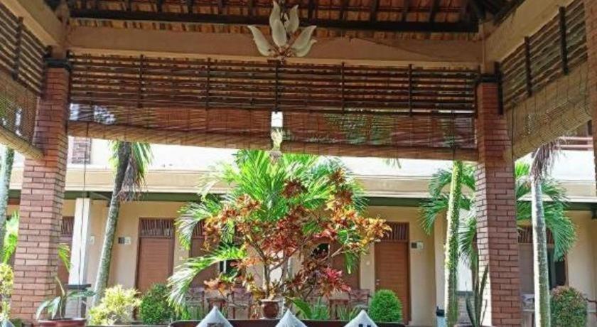 Nyiur Resort Hotel Pangandaran Esterno foto